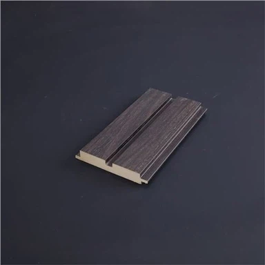 Panel estriado de mdf