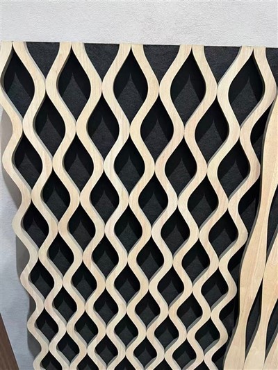 Paneles acústicos de listones de madera ondulados modernos